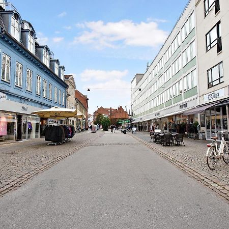 Sanders Fjord - Treasured One-Bedroom Apartment In Center Of Roskilde Exterior photo