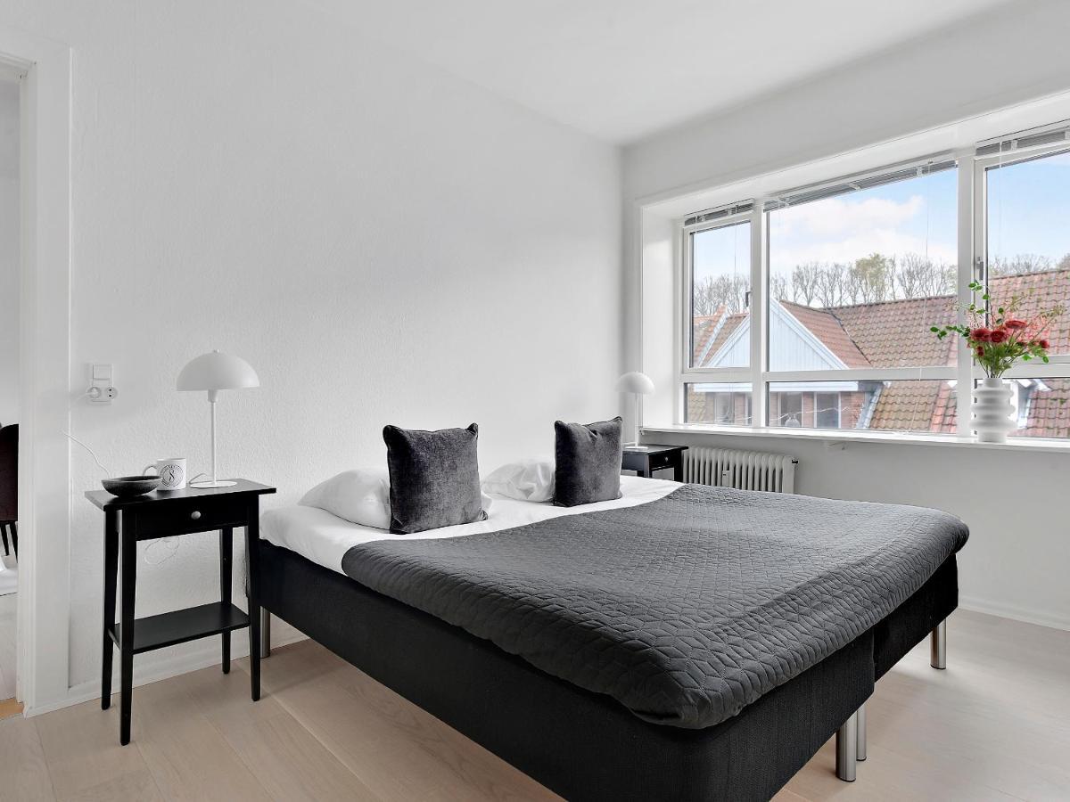 Sanders Fjord - Treasured One-Bedroom Apartment In Center Of Roskilde Exterior photo