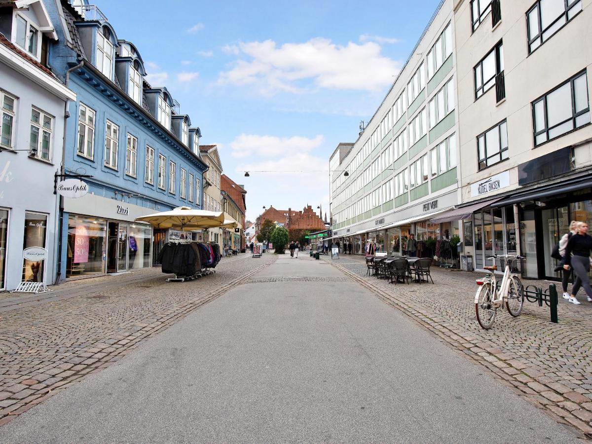 Sanders Fjord - Treasured One-Bedroom Apartment In Center Of Roskilde Exterior photo
